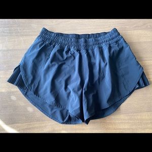 Lululemon Play Off the Pleats Short 3”